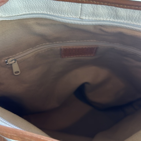 Unisa white and tan leather crossbody bag with an adjustable strap - Picture 5 of 14